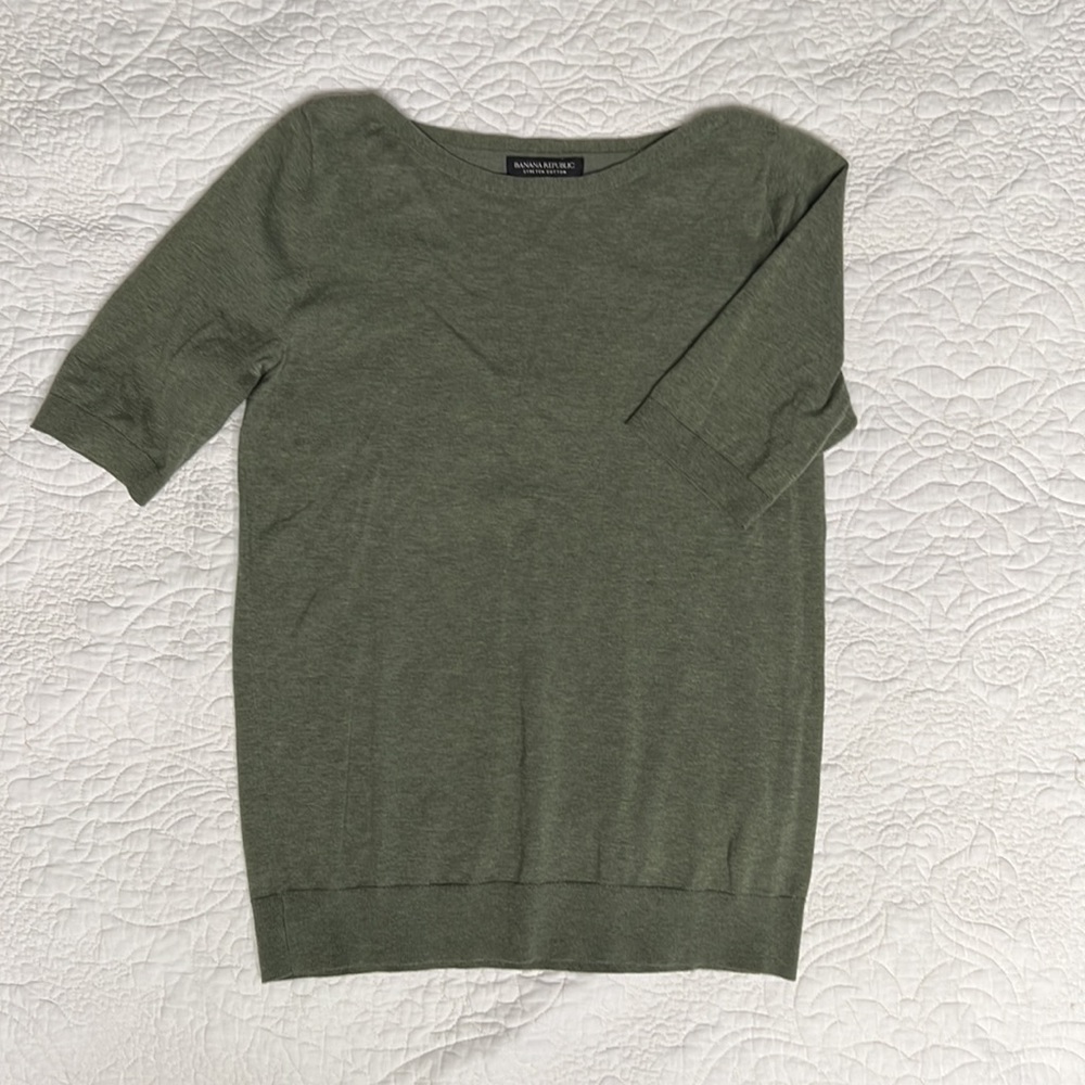 Banana Republic light, weight, cotton, stretch sweater
